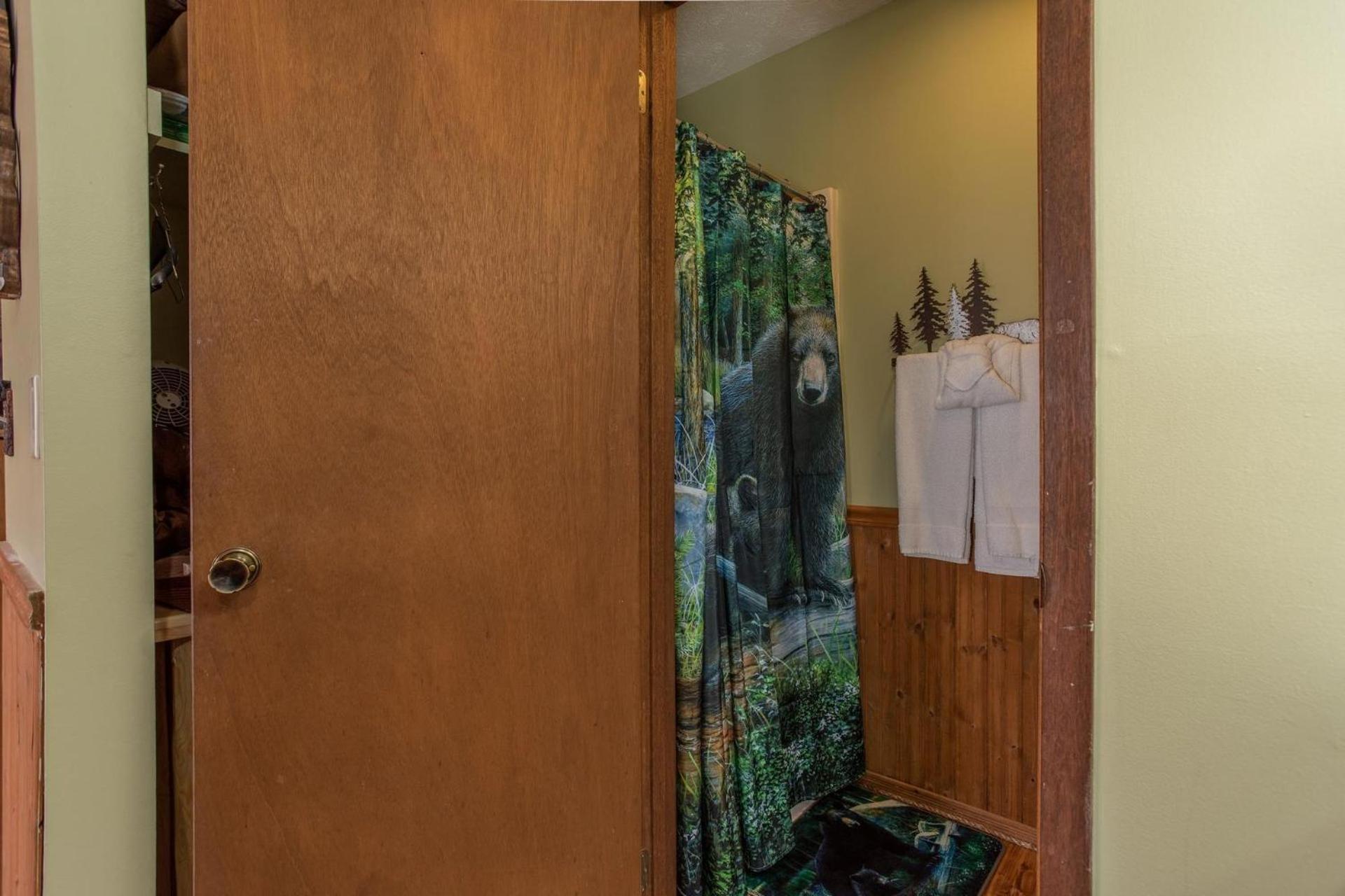 Bear Mountain Hollow-Free Dollywood Ticket- Cozy Cabin With A Hot Tub, Arcade & Deck Close To Town Pigeon Forge Zewnętrze zdjęcie